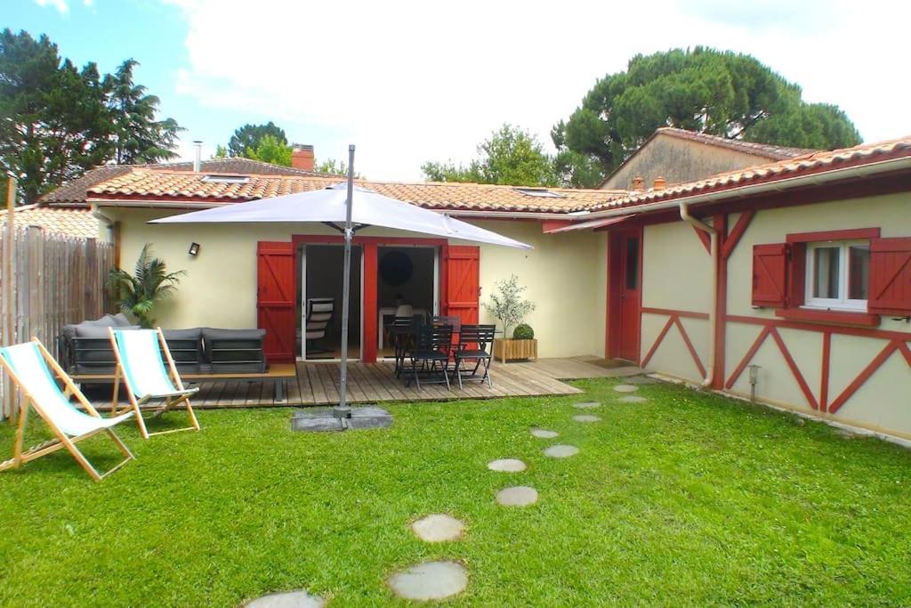 Maison Esprit Des Lois La Brede Exterior photo